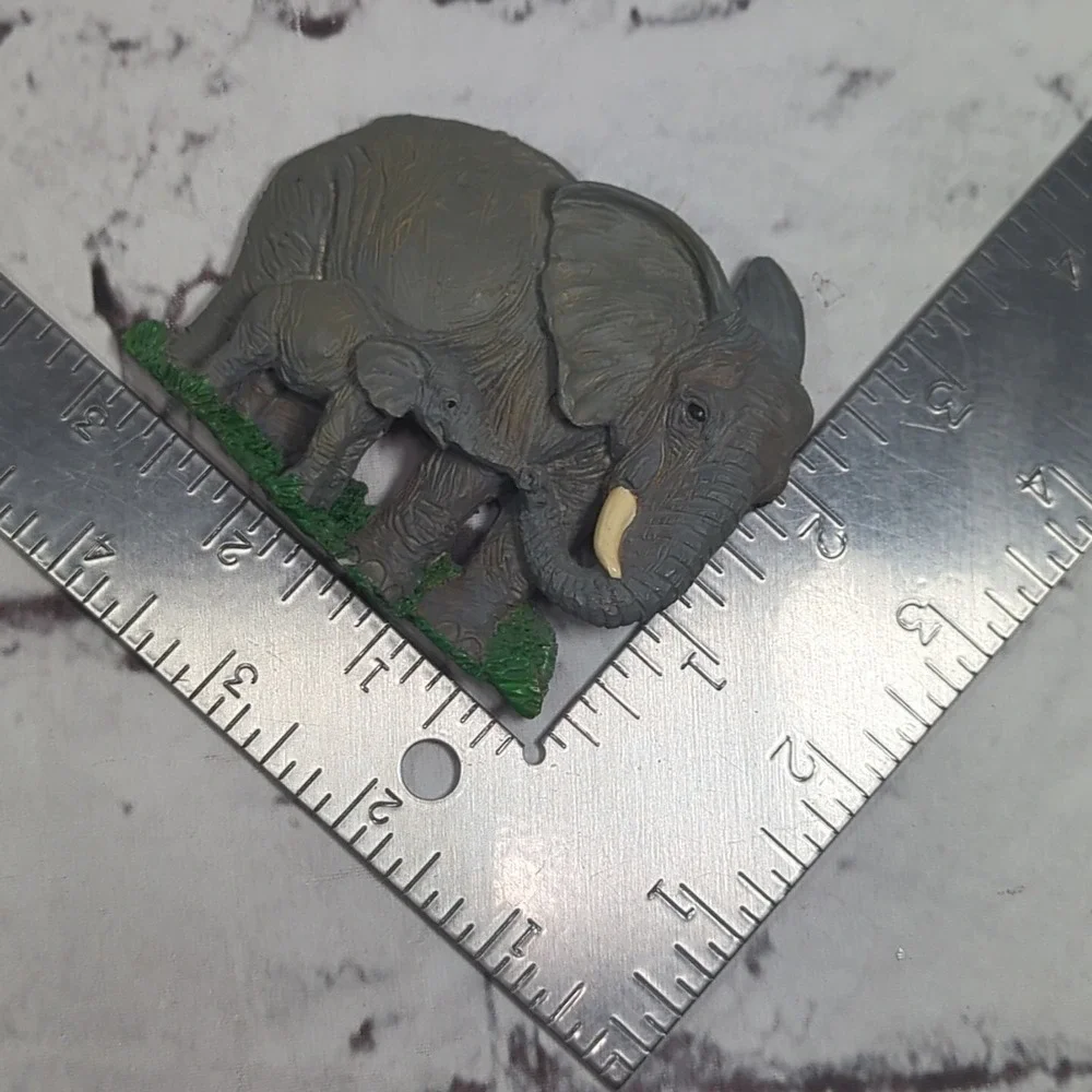 Elephant With Baby Figural Fridge‎ Magnet